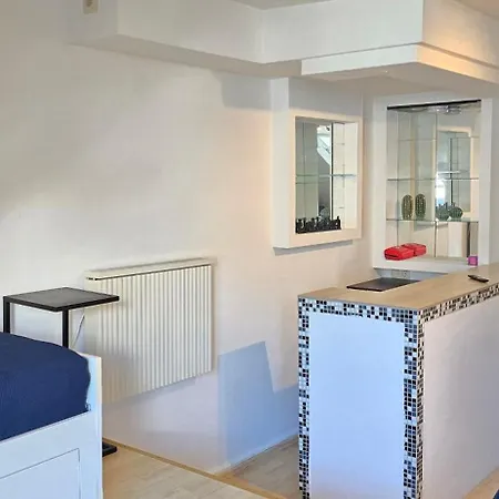 Bright & Spacious In Apartment Graz