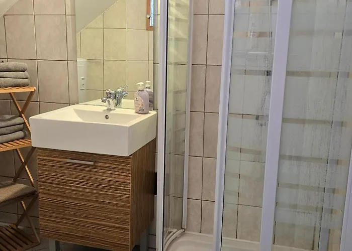 شقة Bright & Spacious In غراتس