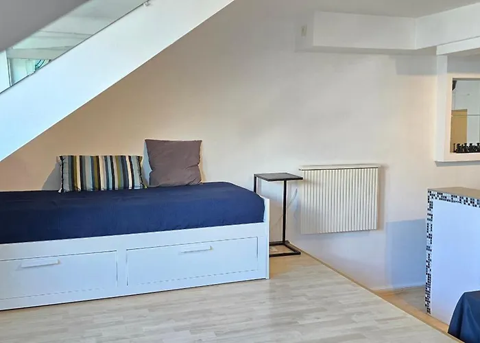 شقة Bright & Spacious In